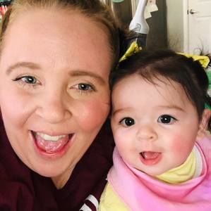 Meet your Posher, Holly